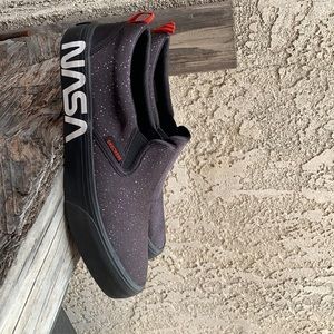 Skechers 8us  women’s